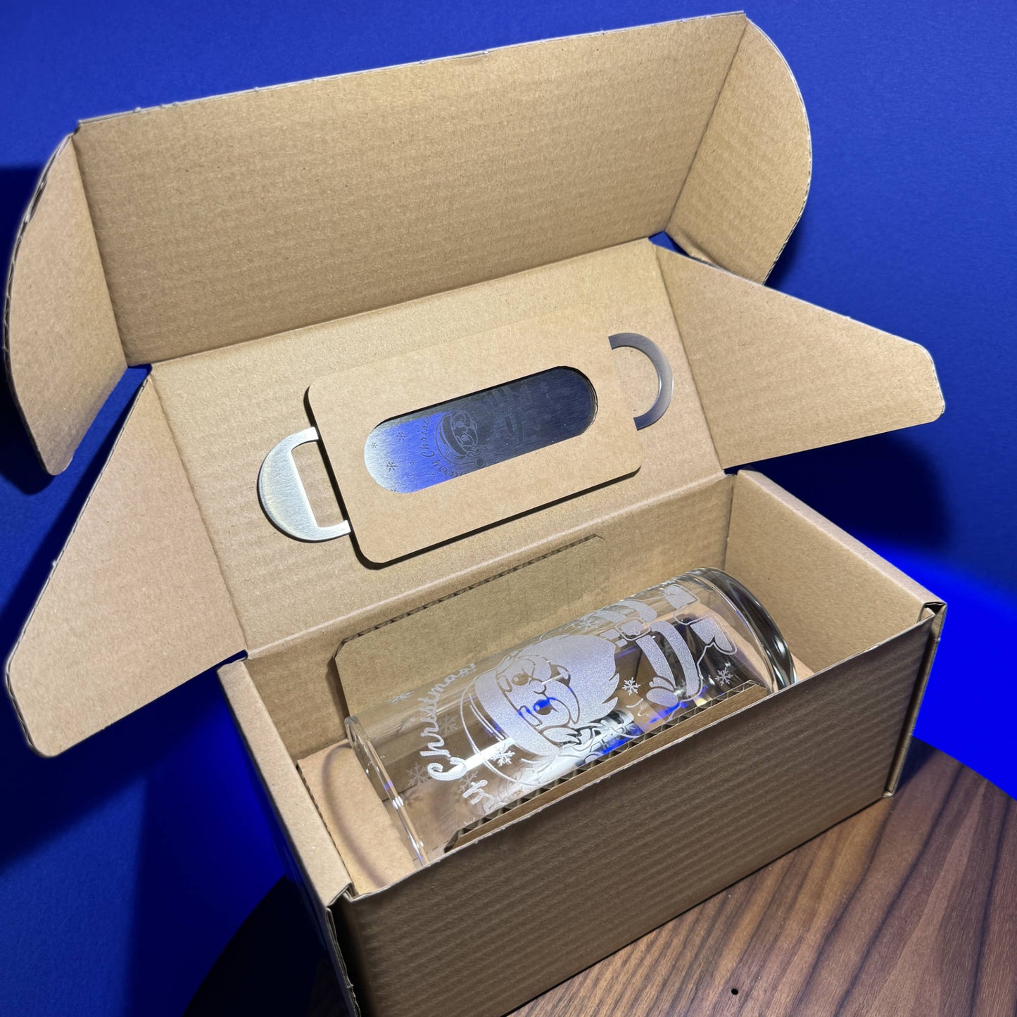 Gift box for pint glass set