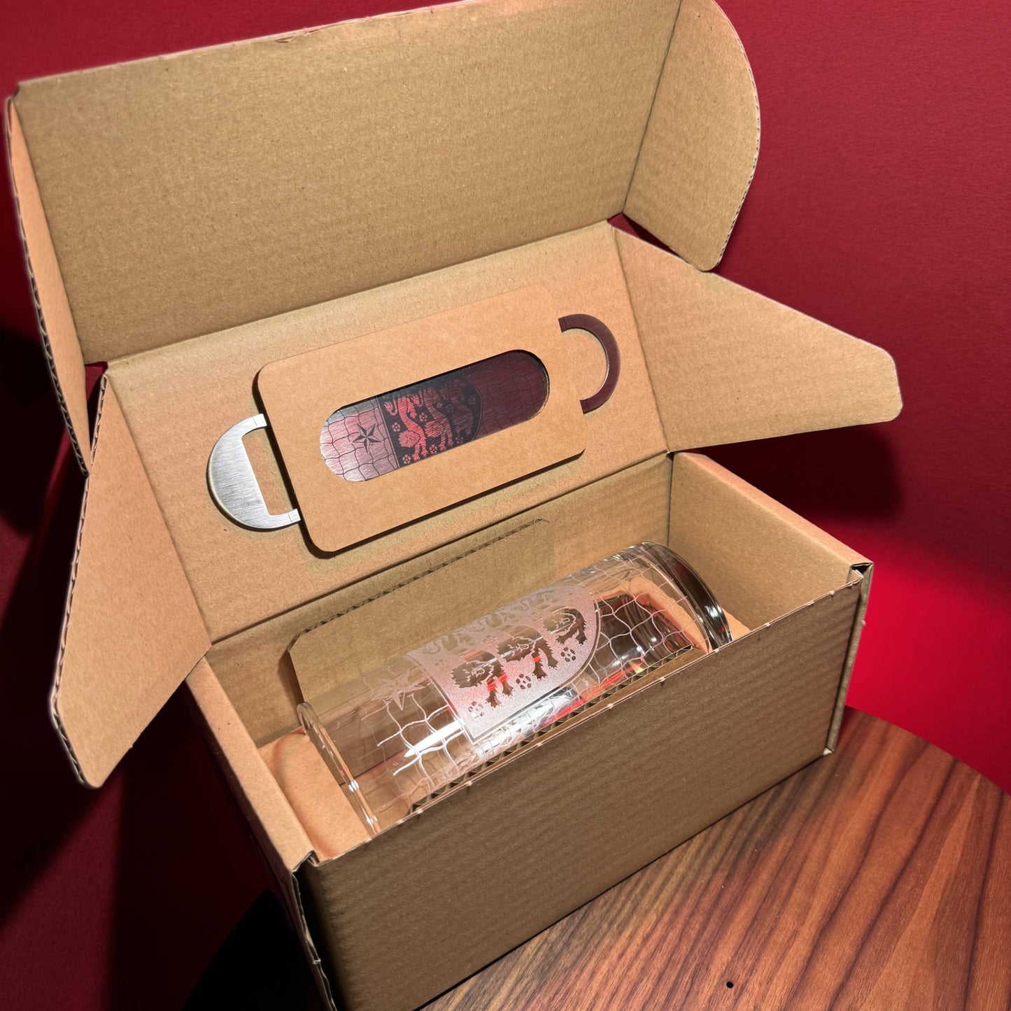 Gift box for pint glass set